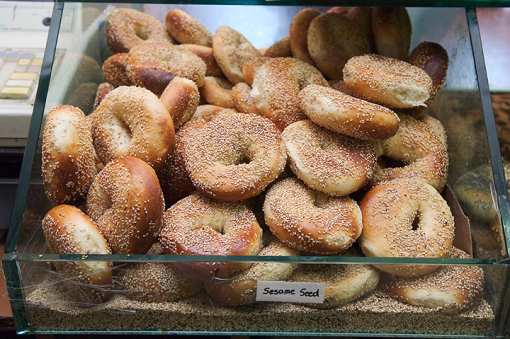 Vermont's 7 Best Bagel Shops to Visit in 2026!