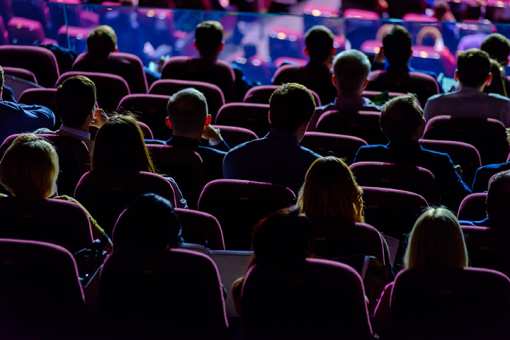 9 Best Places for Live Theater in Vermont!